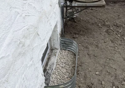 214 Lamont Boulevard, Winnipeg