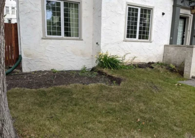 214 Lamont Boulevard, Winnipeg